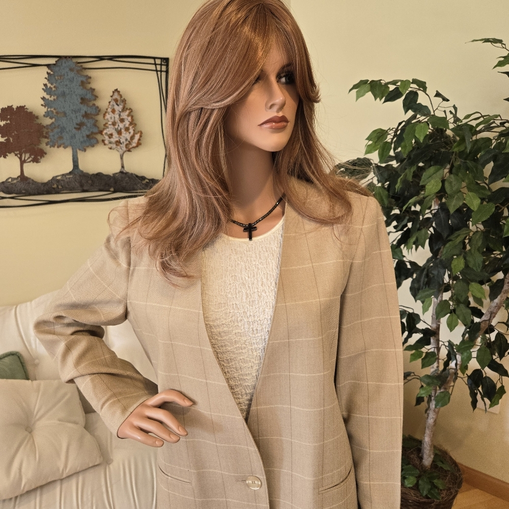 SuitsMe Chevron Design Tan Windowpane Plaid Woman's Business Suit, Size 12